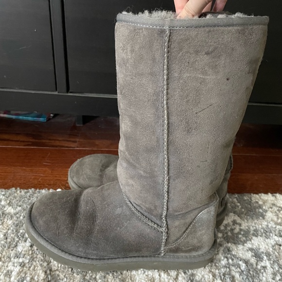 Tall UGGs, Grey, Size 8 - Picture 1 of 3